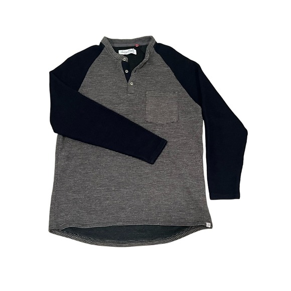 Sovereign Code Gray Henley w/ Pocket, L, # 506-S‎ - Picture 2 of 5